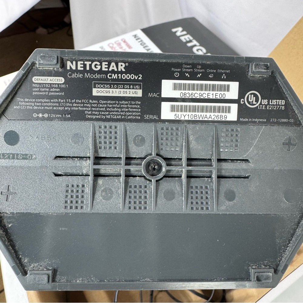 Netgear Ultra-High Speed Cable Modem CM1000 Worlds Fastest Cable Internet - Picture 5 of 7